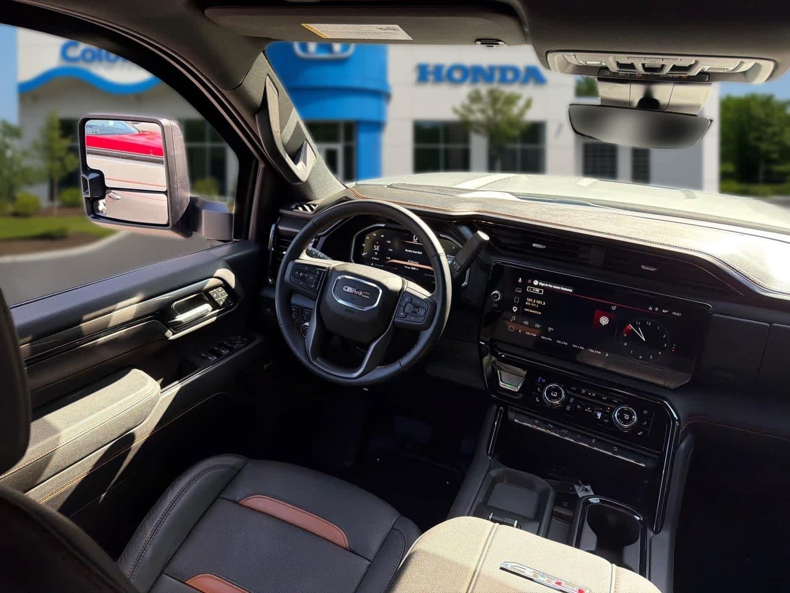 Used 2026 GMC Sierra 2500 AT4 w/ AT4 Premium Plus Package AWD/4WD image 31