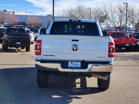 Used 2024 RAM 2500 Laramie w/ Towing Technology Group image 4