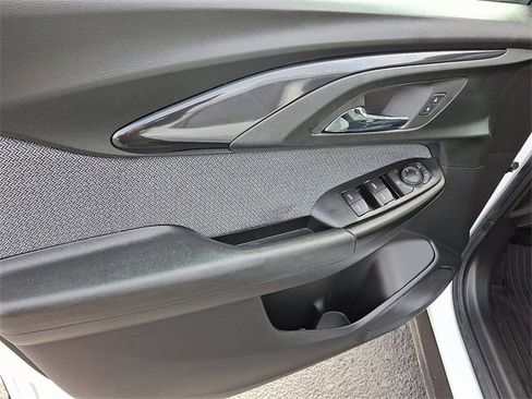 Used 2022 Chevrolet TrailBlazer LT w/ Convenience Package image 15