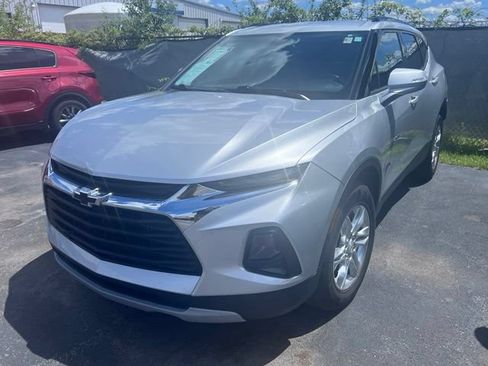 Used 2020 Chevrolet Blazer LT FWD image 1