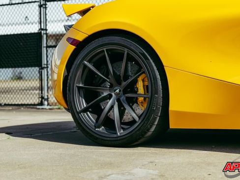 Used 2020 McLaren 720S Performance RWD image 80