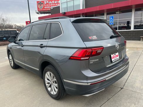 Used 2018 Volkswagen Tiguan SEL image 8