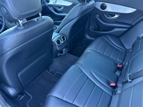 Used 2018 Mercedes-Benz C 300 Sedan image 12