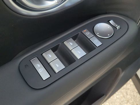 New 2026 Hyundai Ioniq 9 SE image 19