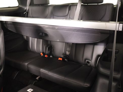 Used 2023 Hyundai Palisade Calligraphy image 14