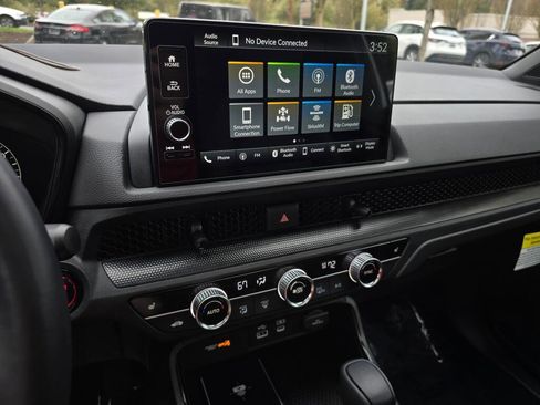 Used 2025 Honda CR-V Sport-L image 28