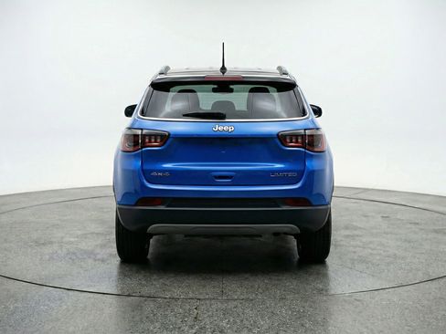Used 2025 Jeep Compass Limited AWD/4WD image 7