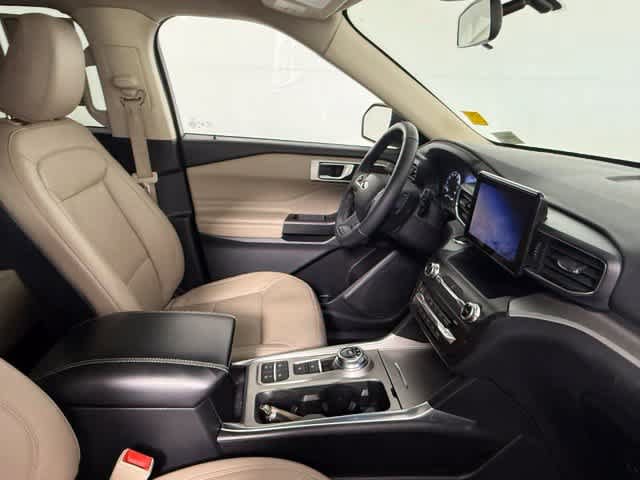 Used 2020 Ford Explorer XLT w/ Equipment Group 202A RWD image 68