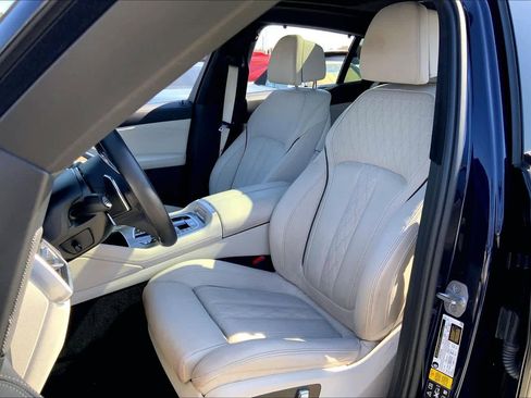 Used 2023 BMW X6 M50i w/ Executive Package image 7