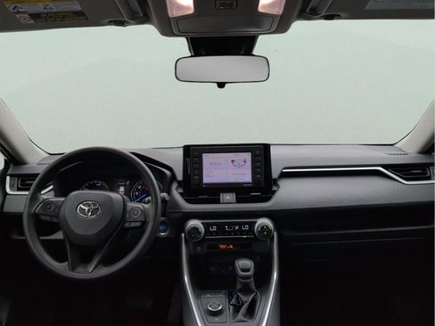 Used 2022 Toyota RAV4 XLE image 29