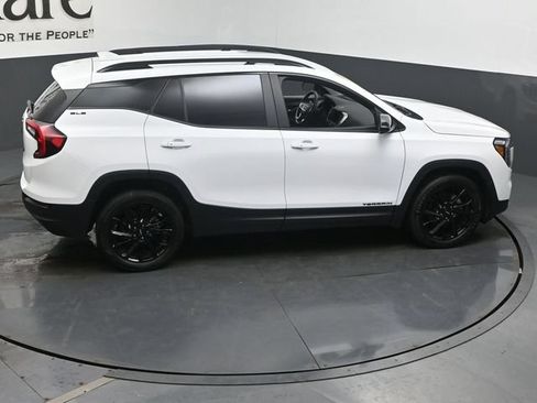 Used 2023 GMC Terrain SLE w/ Driver Convenience Package FWD image 39