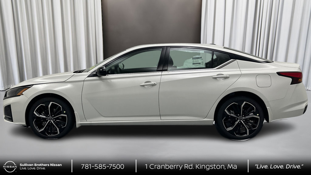 New 2026 Nissan Altima 2.5 SR AWD/4WD image 8