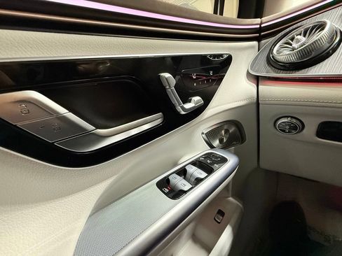 Used 2023 Mercedes-Benz EQE 350+ 4MATIC SUV w/ Exclusive Trim Package image 27