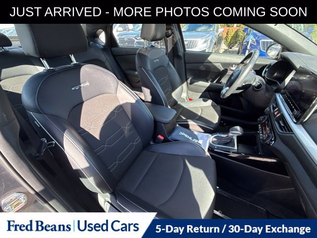 Used 2023 Kia Forte GT-Line w/ GT-Line Premium Package FWD image 13