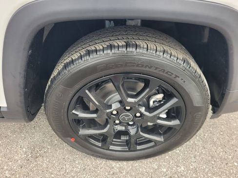 New 2026 Jeep Compass Latitude image 18