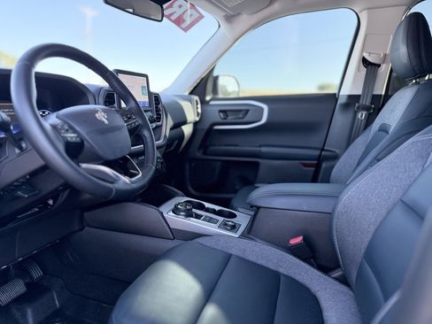 Used 2024 Ford Bronco Sport Outer Banks w/ Tech Package image 11