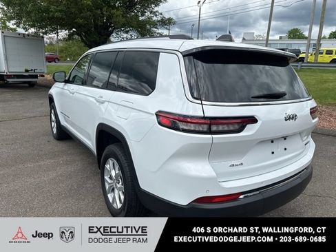 Used 2023 Jeep Grand Cherokee L Limited AWD/4WD image 4