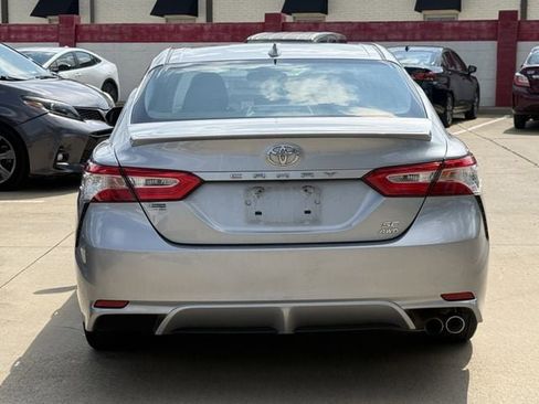 Used 2020 Toyota Camry SE w/ Cold Weather Package AWD/4WD image 5