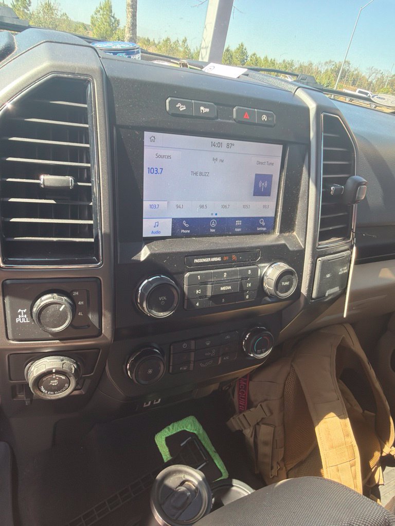 Used 2019 Ford F150 XLT w/ Equipment Group 302A Luxury AWD/4WD image 2