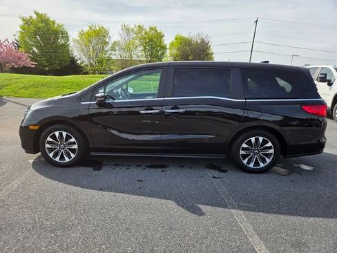 Used 2023 Honda Odyssey EX-L image 12