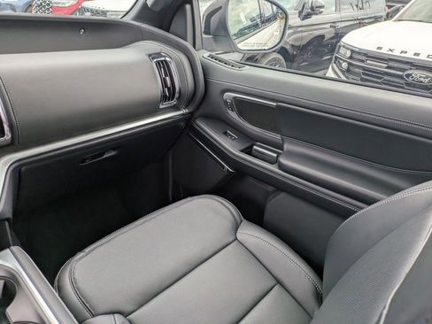 New 2026 Ford Expedition Platinum w/ Stealth Appearance Package image 24