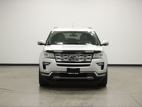 Used 2019 Ford Explorer Limited w/ Class III Trailer Tow Package image 3