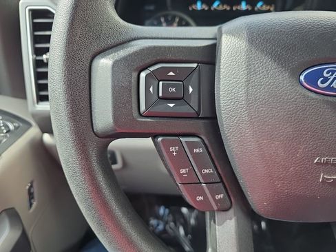 Used 2019 Ford F150 XLT AWD/4WD image 15