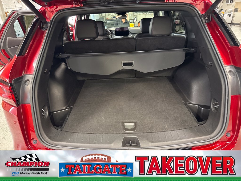 Used 2023 Chevrolet Blazer RS FWD image 30