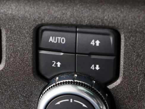 Used 2023 GMC Sierra 1500 Elevation w/ Preferred Package image 23