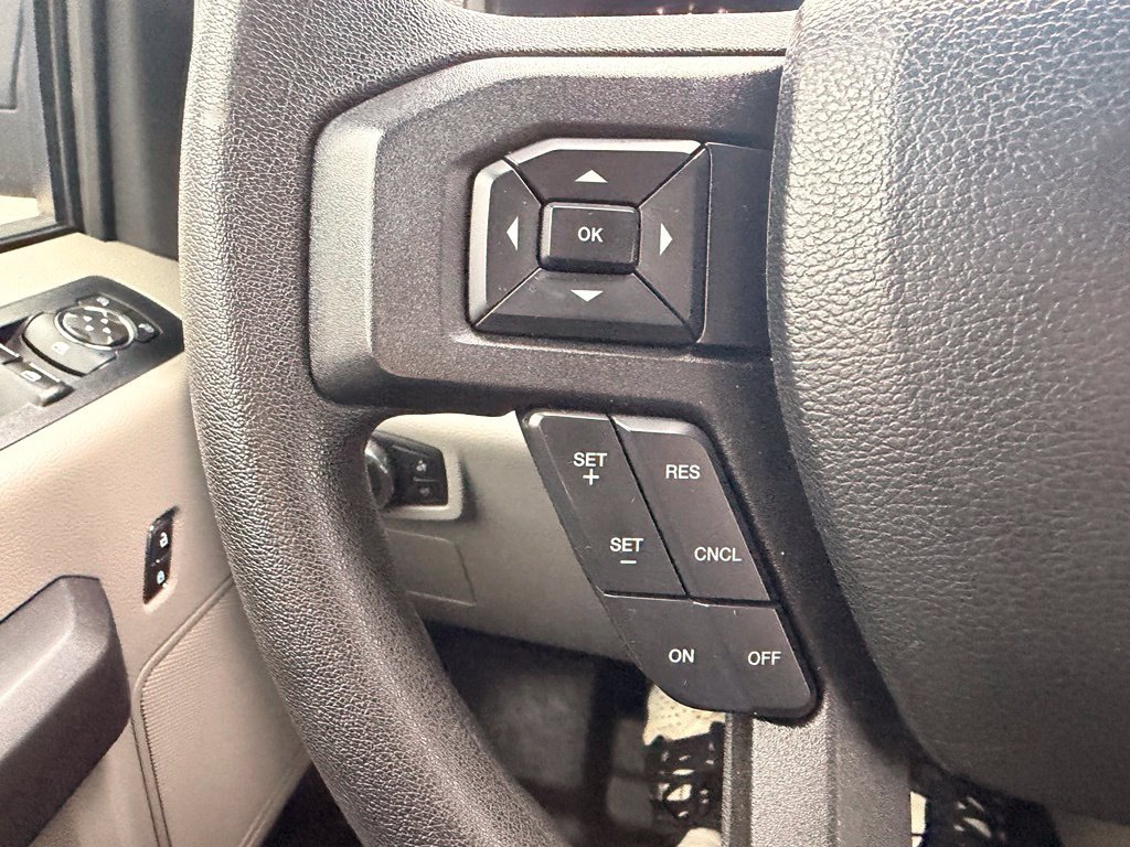 Used 2017 Ford F150 XL w/ Equipment Group 101A Mid AWD/4WD image 38