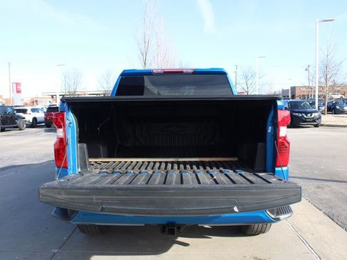 Used 2022 Chevrolet Silverado 1500 Custom w/ LPO, Dark Essentials Package image 10