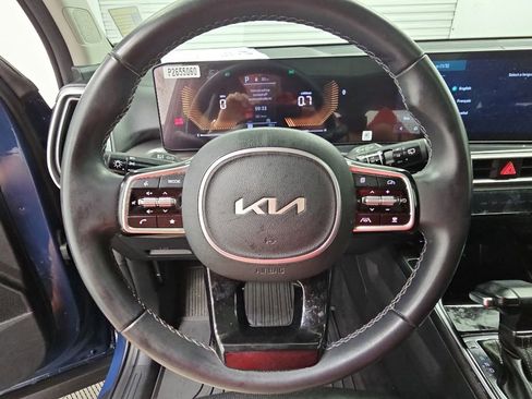 Used 2024 Kia Sorento S w/ Panoramic Sunroof Package FWD image 23