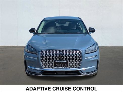 New 2025 Lincoln Corsair AWD image 4