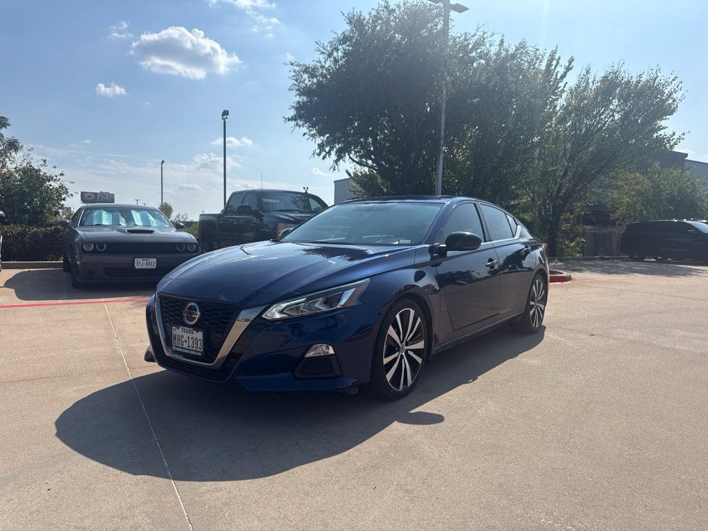 Used 2019 Nissan Altima 2.0 SR FWD image 1