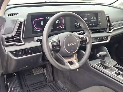 Used 2024 Kia Sportage LX image 21