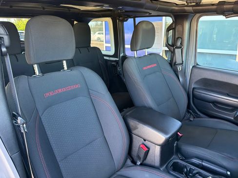 Used 2020 Jeep Wrangler Unlimited Rubicon AWD/4WD image 26
