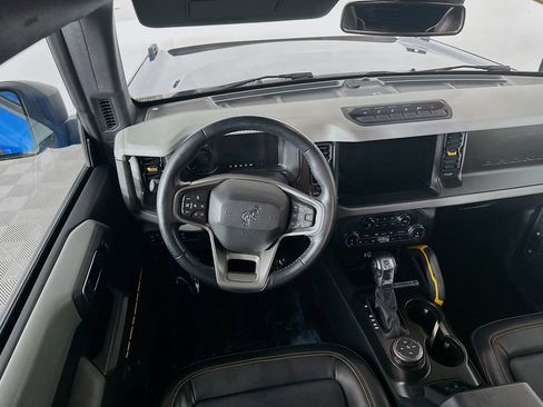 Used 2022 Ford Bronco Badlands AWD/4WD image 32