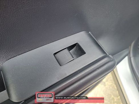 Used 2021 Toyota Highlander XLE image 17