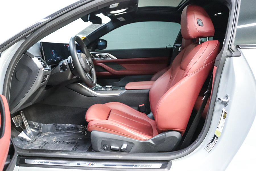Certified 2024 BMW 430i Coupe w/ M Sport Package RWD image 18