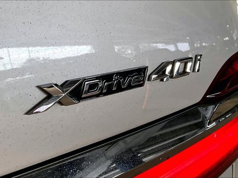 Used 2022 BMW X7 xDrive40i w/ Executive Package image 9