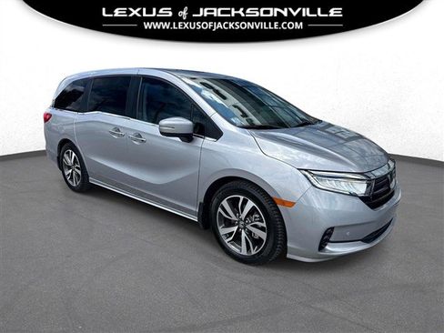 Used 2023 Honda Odyssey Touring image 1