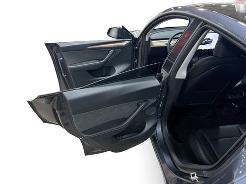 Certified 2023 Tesla Model Y Performance AWD/4WD image 10