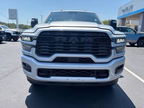 Used 2026 RAM 2500 Big Horn AWD/4WD image 6