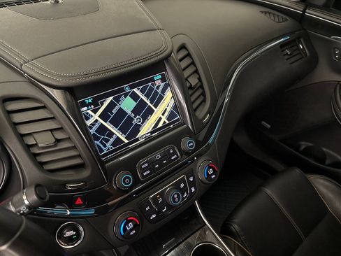Used 2019 Chevrolet Impala Premier FWD image 47