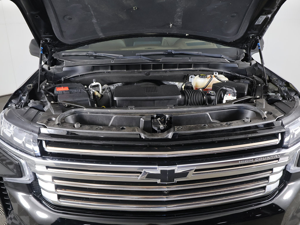 Used 2024 Chevrolet Suburban High Country w/ Advanced Technology Package AWD/4WD image 28