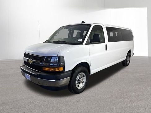 Used 2024 Chevrolet Express 3500 LT w/ LT Preferred Equipment Group RWD image 27