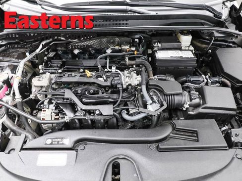 Used 2025 Toyota Corolla LE image 7