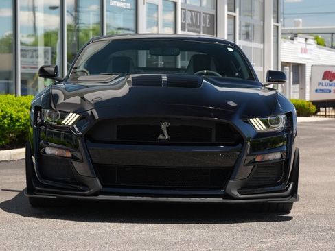 Used 2022 Ford Mustang Shelby GT500 w/ Technology Package RWD image 22