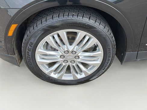 Used 2019 Cadillac XT5 Premium Luxury w/ Driver Assist Package AWD/4WD image 35