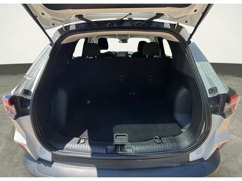 Used 2021 Ford Escape SE w/ SE Sport Appearance Package FWD image 17